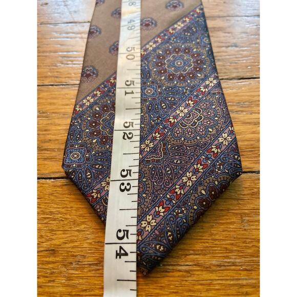 GIVENCHY Monsieur Brown w/Blue Floral Italian Silk Tie - Picture 7 of 7